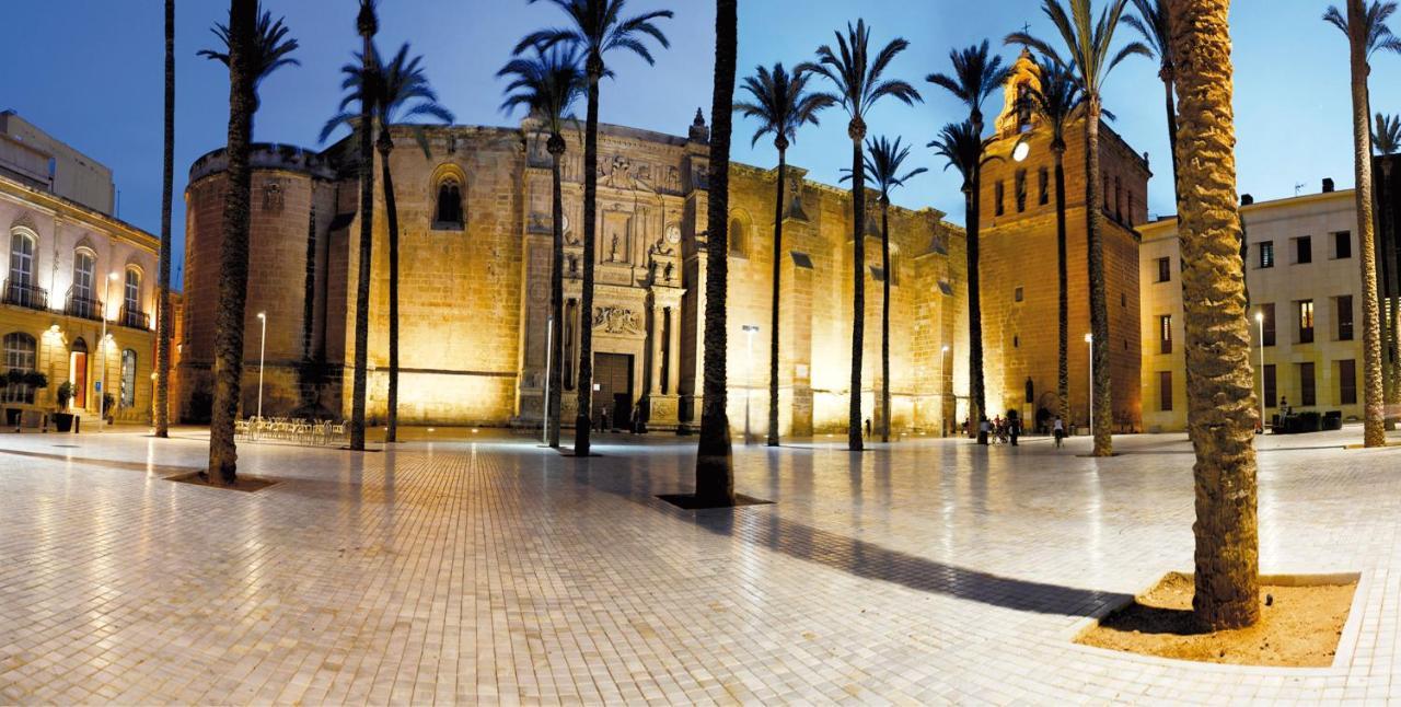 Catedral Almeria Hotel Exterior photo